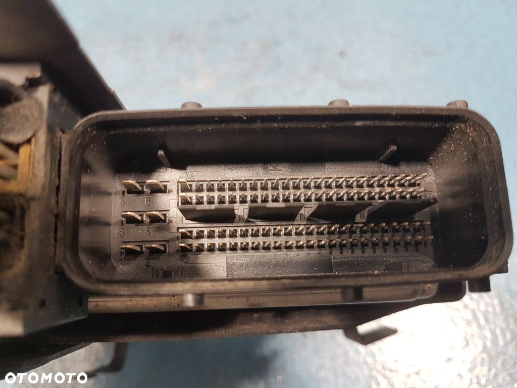 AUDI A6 2.5 TDI POMPA ABS X 4B0614517G AEL - 9