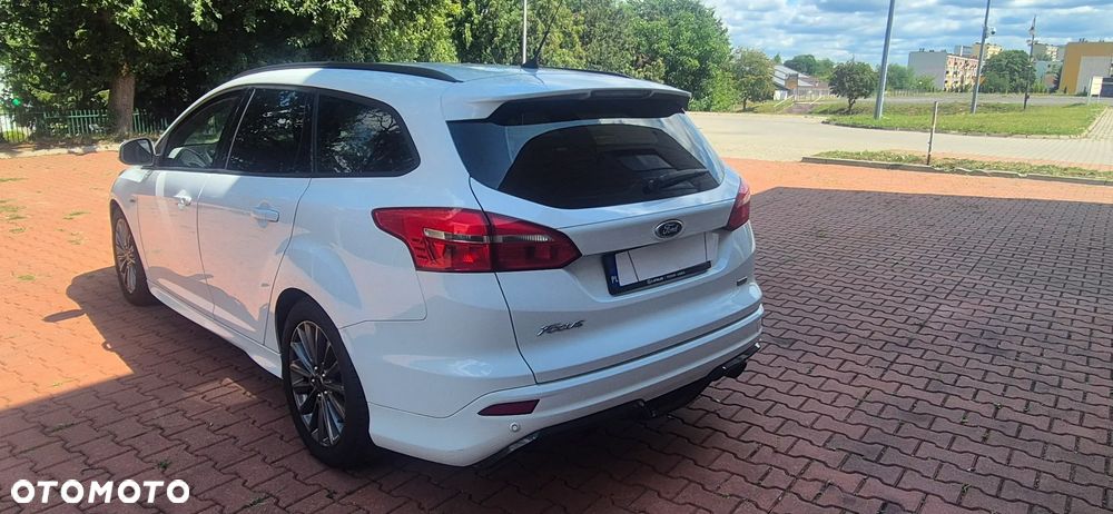 Ford Focus 1.5 EcoBoost ST-Line ASS - 11