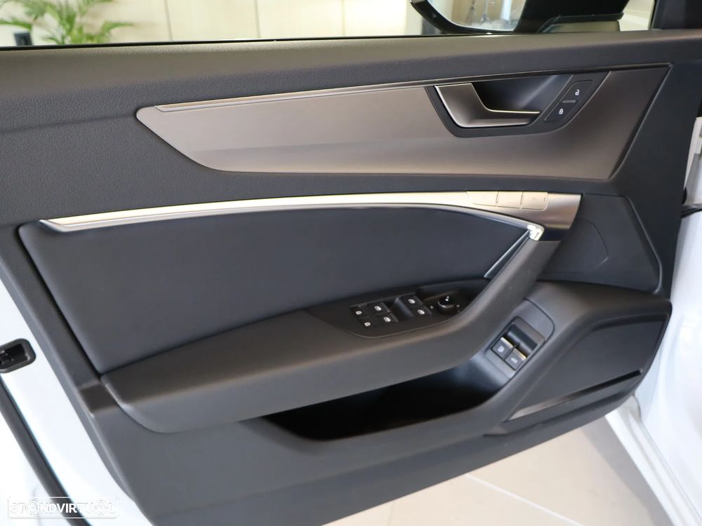 Audi A6 55 TFSI e quattro S tronic S line - 23