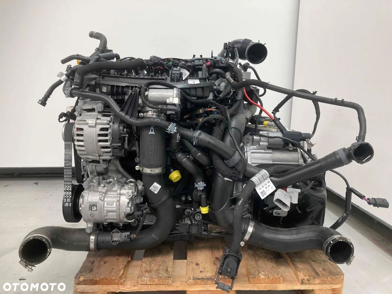 CZP Silnik kompletny 2.0 TFSI TSI Audi A3 Q3 Q2 VW Golf VII Tiguan 5T czesci - 1