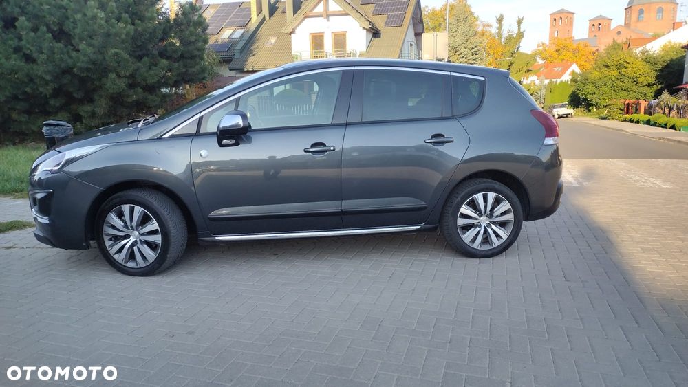 Peugeot 3008 2.0 HDi Premium+ - 10