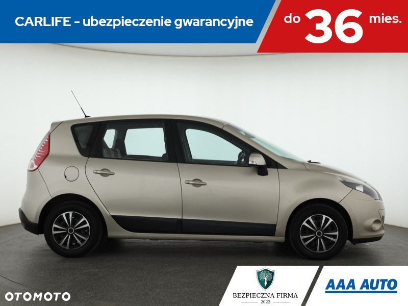 Renault Scenic - 8