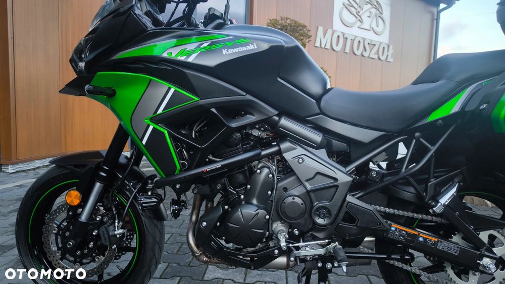 Kawasaki Versys 650 - 13