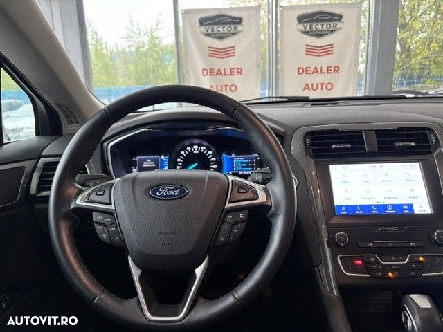 Ford Mondeo - 10