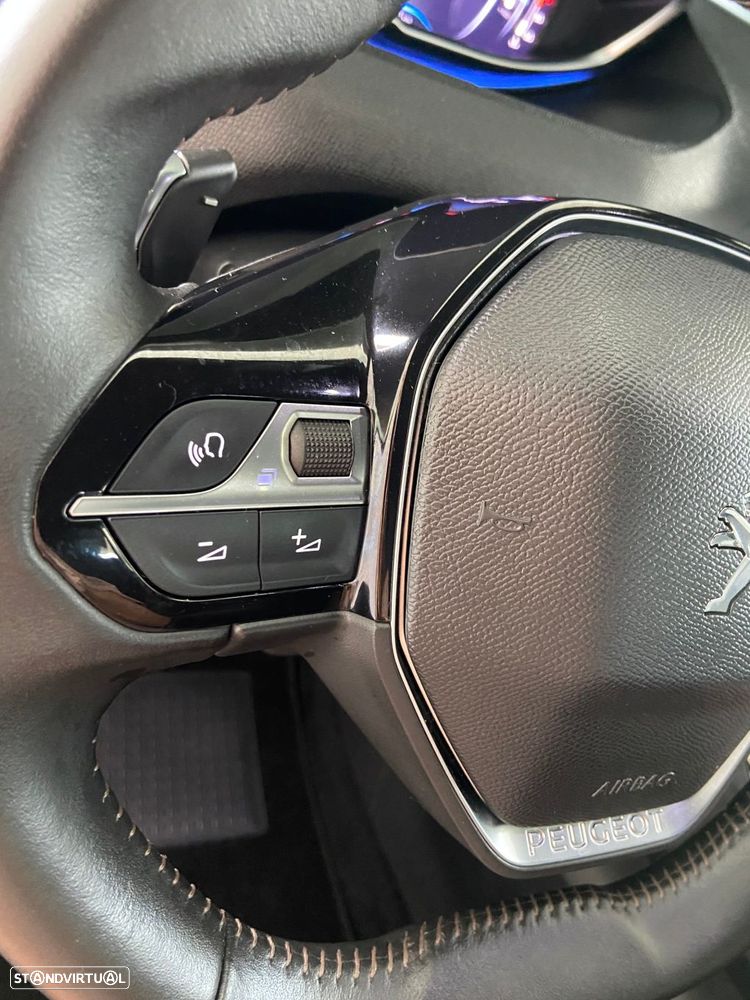 Peugeot 3008 1.5 BlueHDi Active Pack EAT8 - 16