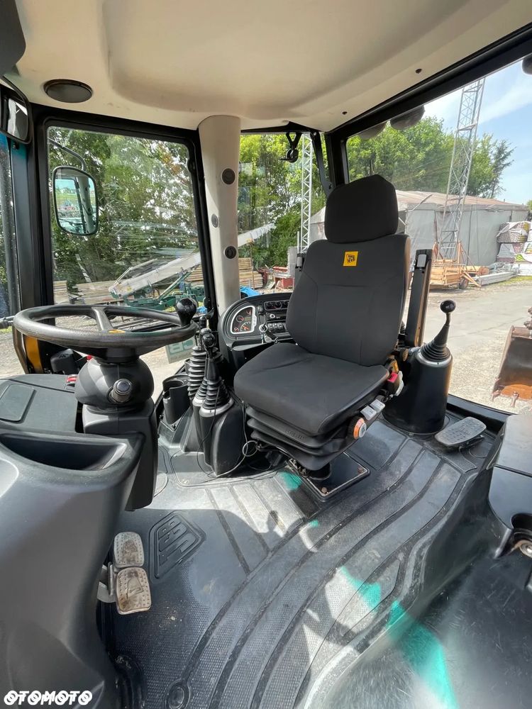 JCB 3CX / 3000 mtg / R.2018/TORQUELOCK - 13