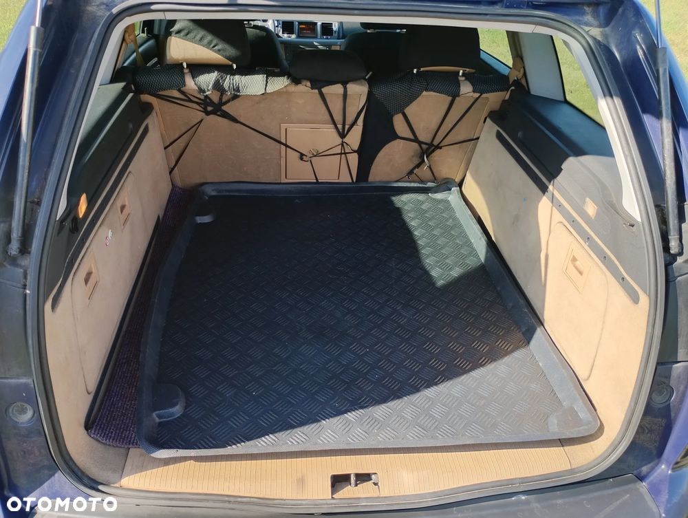 Opel Vectra 1.9 CDTI Cosmo - 4