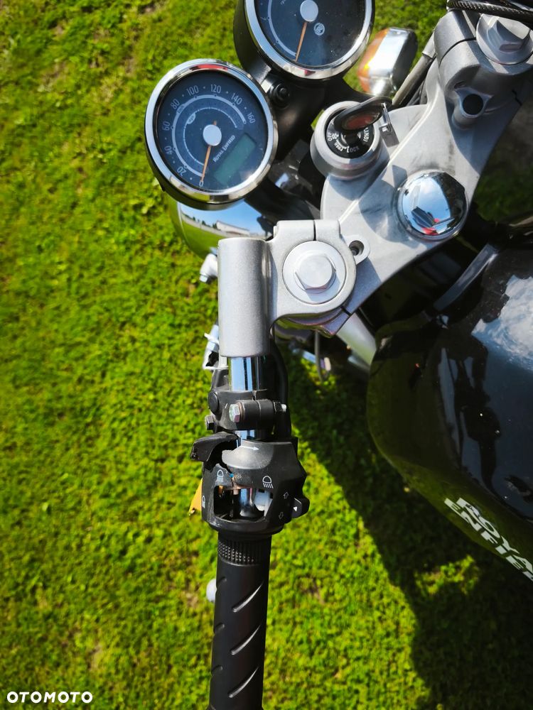 Royal Enfield Continental - 13