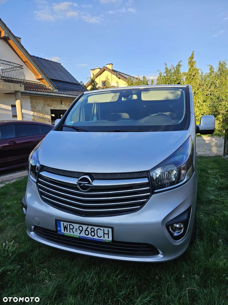 Opel Vivaro - 1