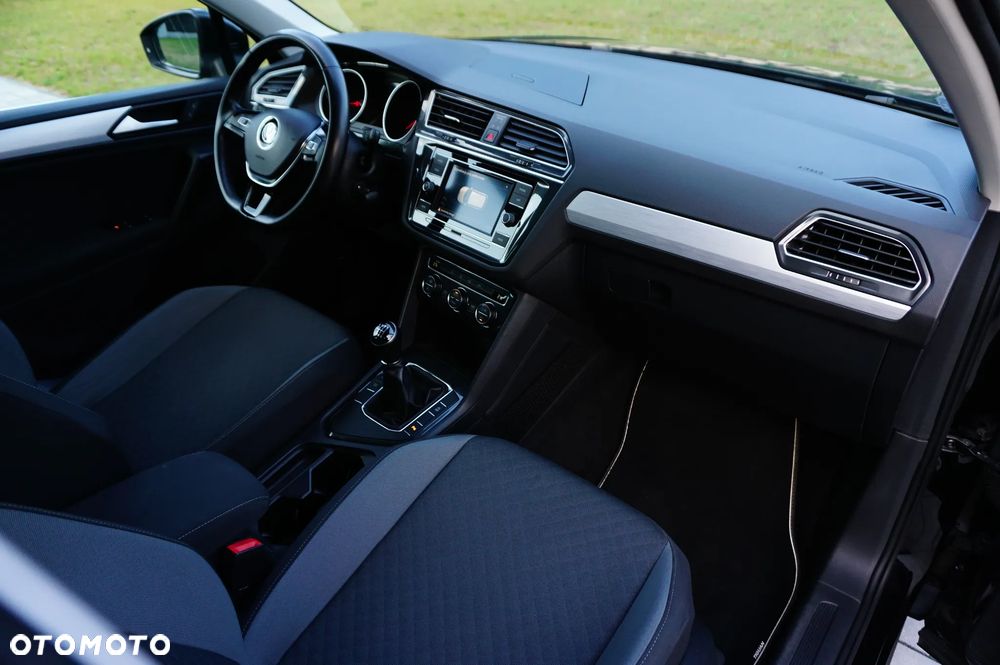 Volkswagen Tiguan 1.5 TSI EVO Comfortline - 24