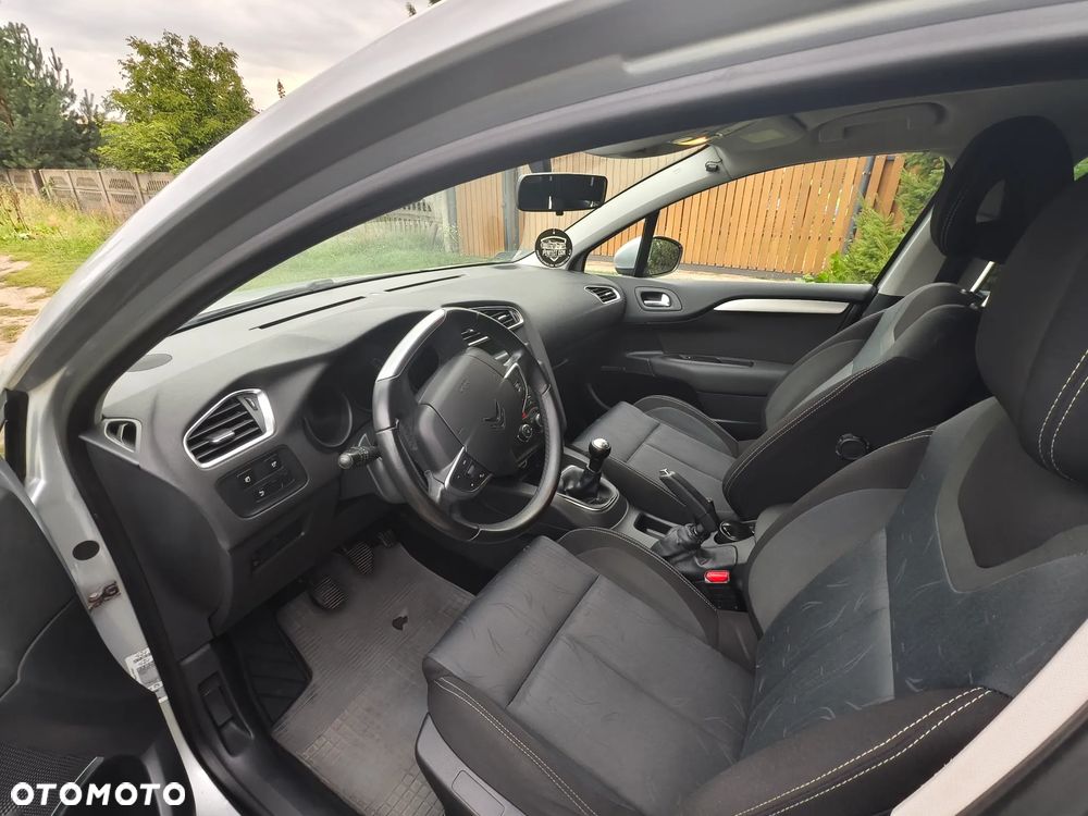 Citroën C4 1.6 VTi Attraction - 9