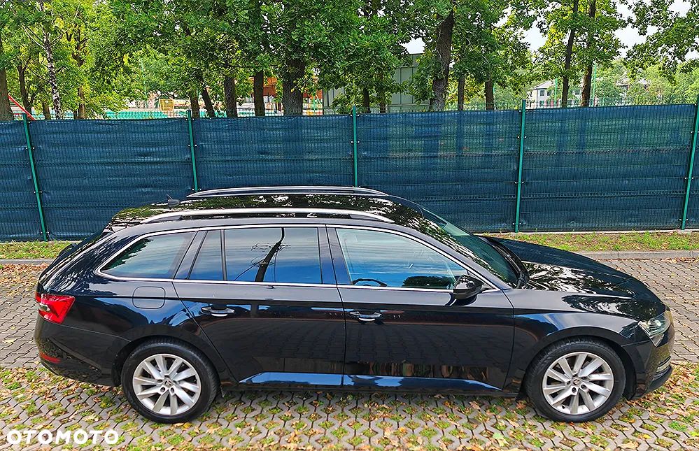 Skoda Superb 2.0 TDI SCR Style DSG - 27