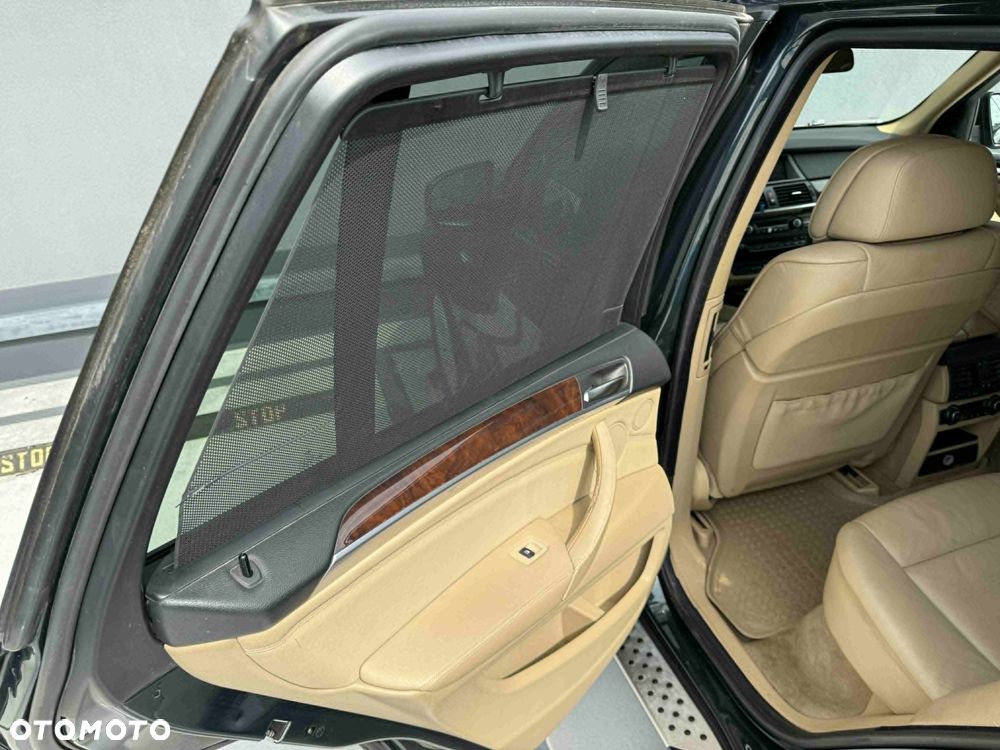 BMW X5 xDrive30i - 17