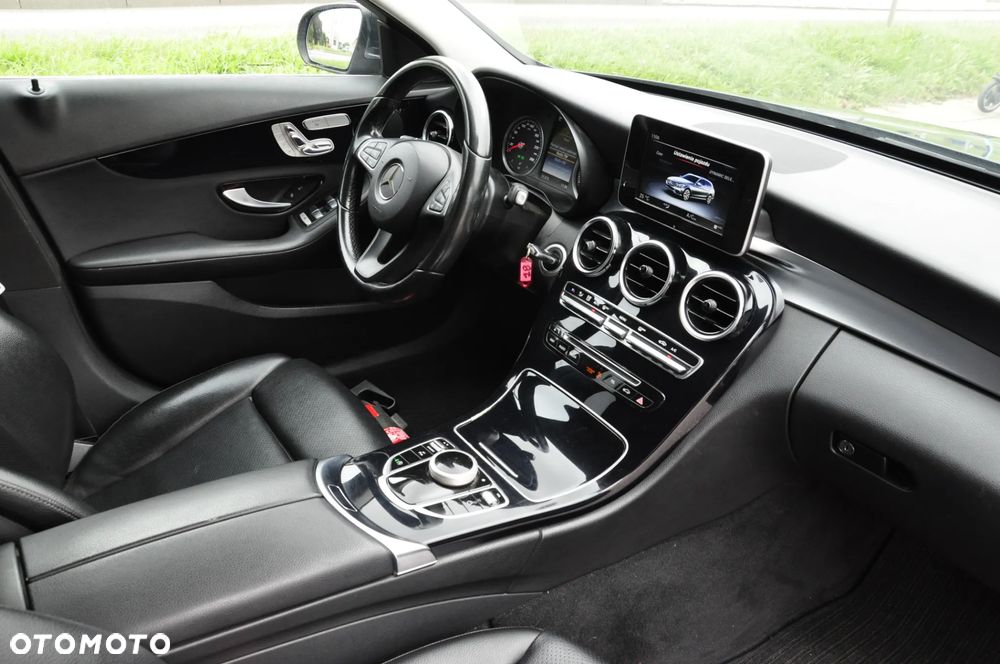 Mercedes-Benz Klasa C 180 (BlueTEC) d T 7G-TRONIC Avantgarde - 19