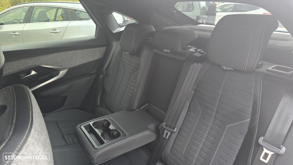 Peugeot 3008 Hybrid 145 e-DSC6 GT - 25