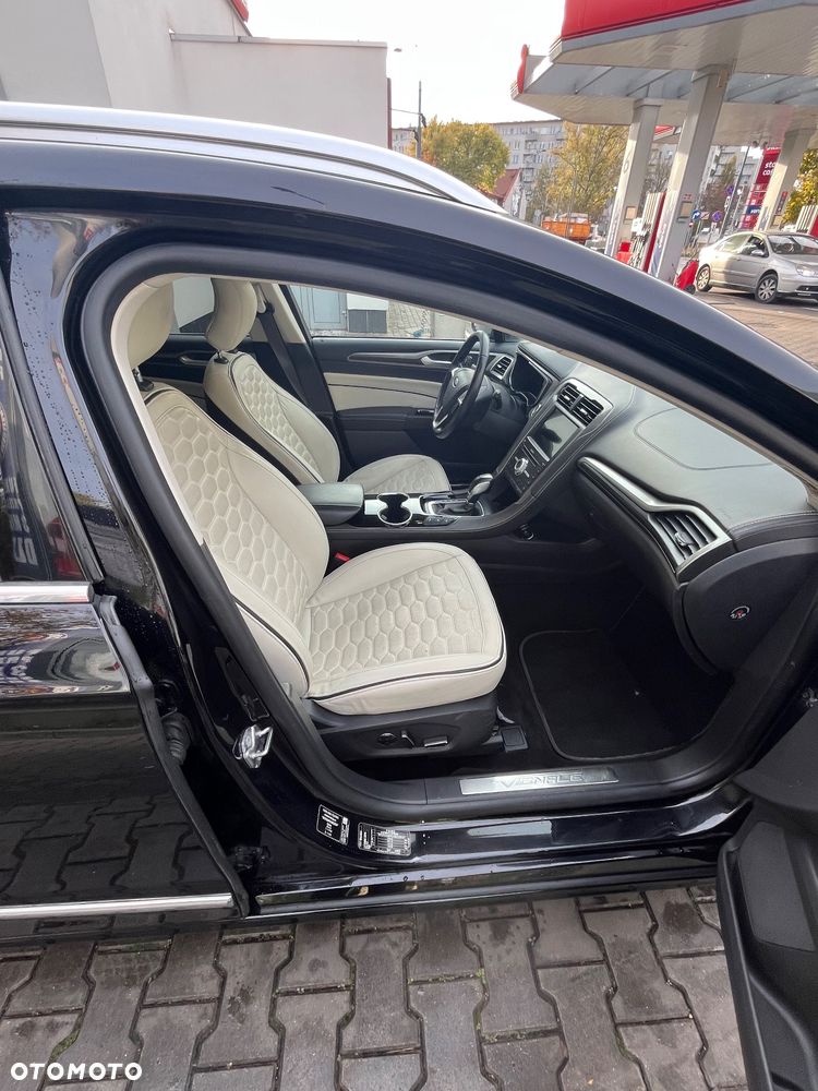 Ford Mondeo 2.0 Hybrid Vignale Plus - 12