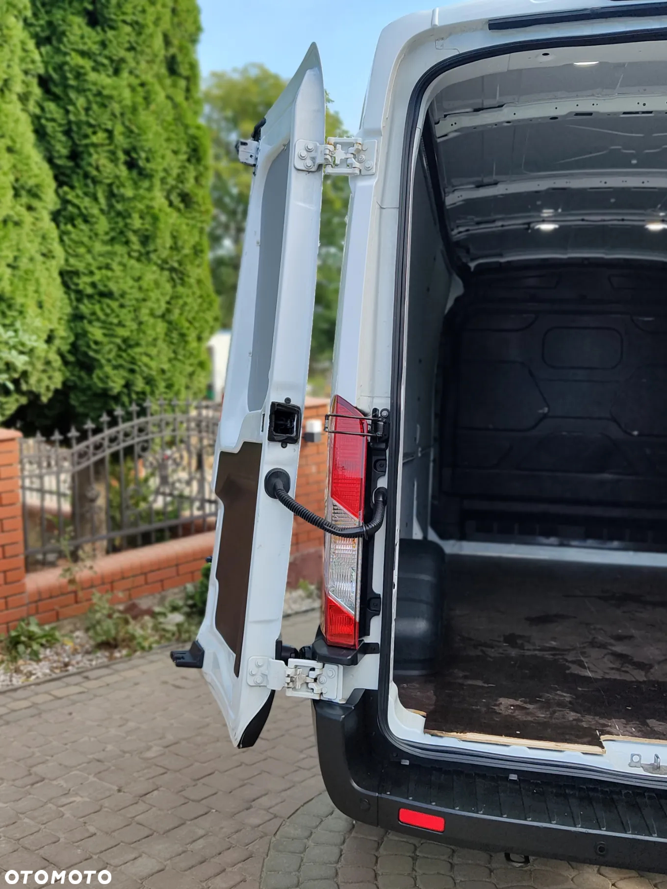 Ford Transit - 20