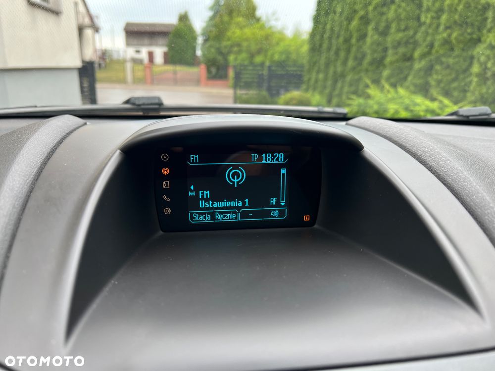 Ford Fiesta 1.0 EcoBoost STart-Stop Titanium - 32