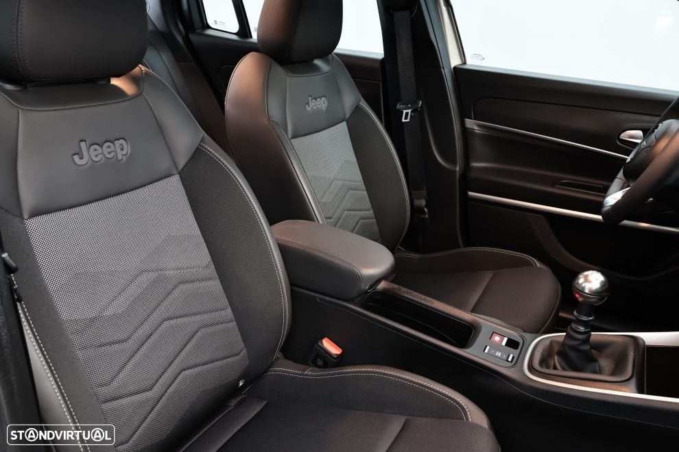 Jeep Avenger 1.2 GSE T3 Altitude - 21