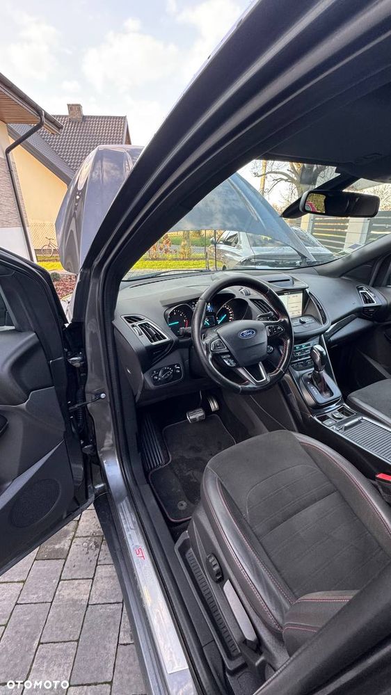 Ford Kuga 2.0 TDCi AWD ST-Line - 14