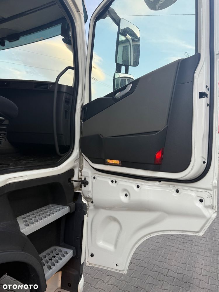 Volvo FH 460 - 8