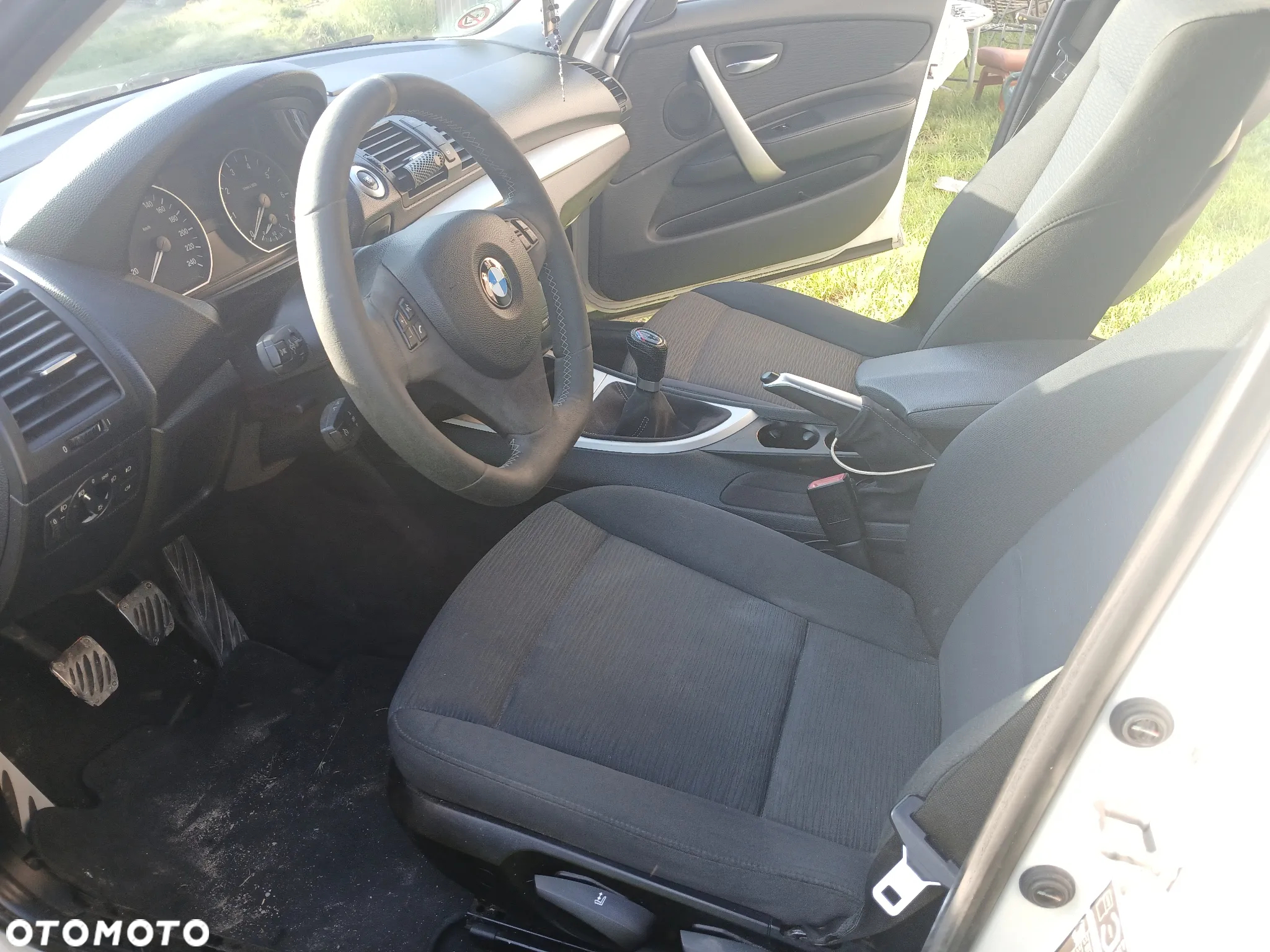 BMW Seria 1 116i - 13