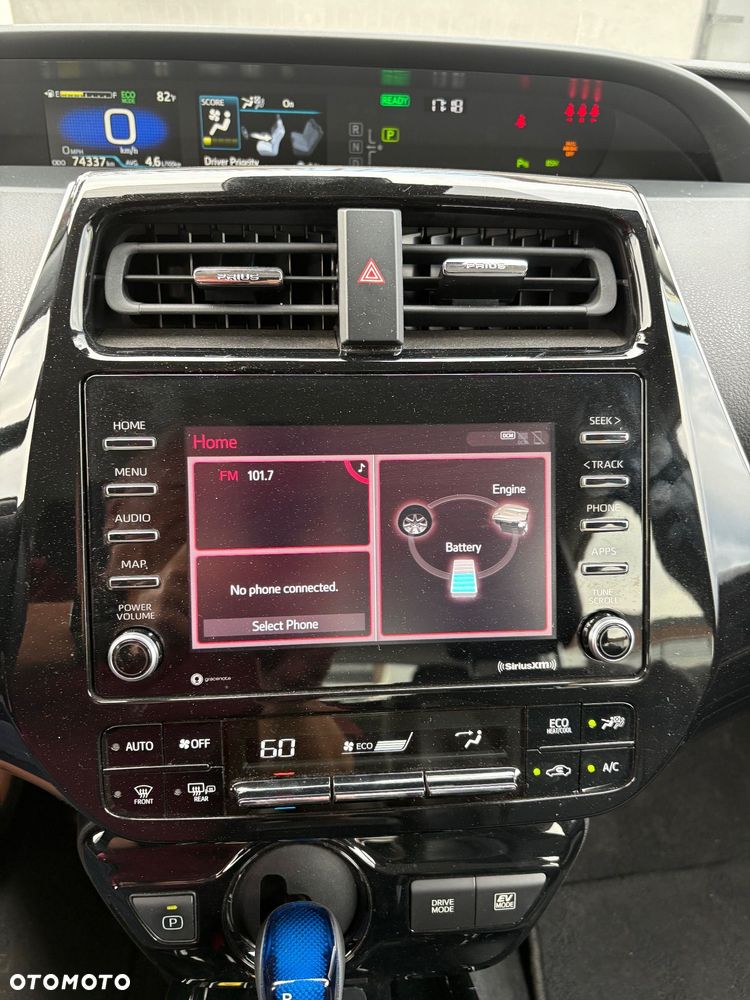 Toyota Prius 1.8 Hybrid Executive - 8