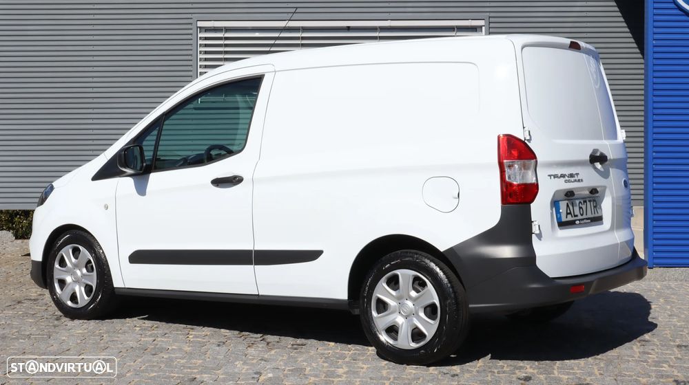 Ford Courier Van - 3