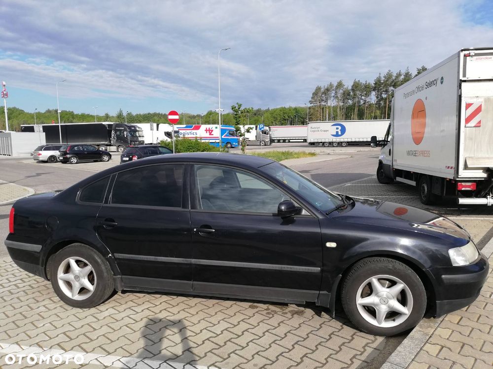 Volkswagen Passat - 6