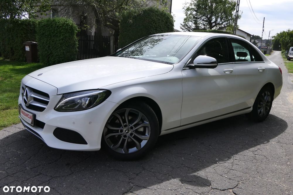 Mercedes-Benz Klasa C 180 CGI BlueEff Elegance - 7