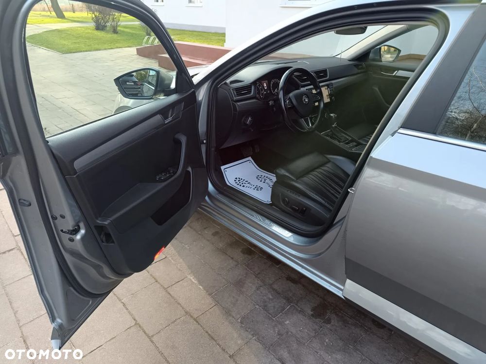 Skoda Superb 1.4 TSI ACT DSG Ambition - 22