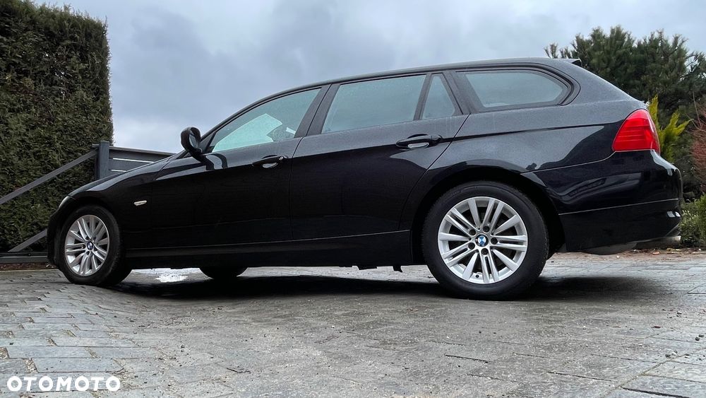 BMW Seria 3 318i Edition Exclusive - 10