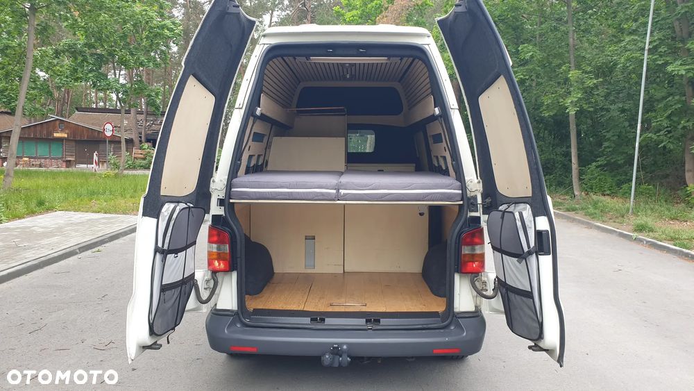 Volkswagen Transporter Caravelle Kurz (5.Si.) - 35