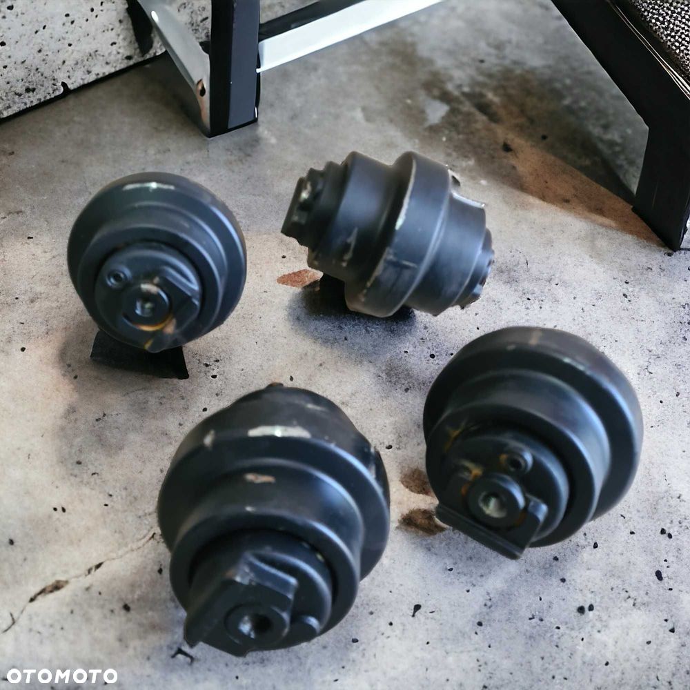 Koło Napinające Bobcat 225 X325 X331 - 6