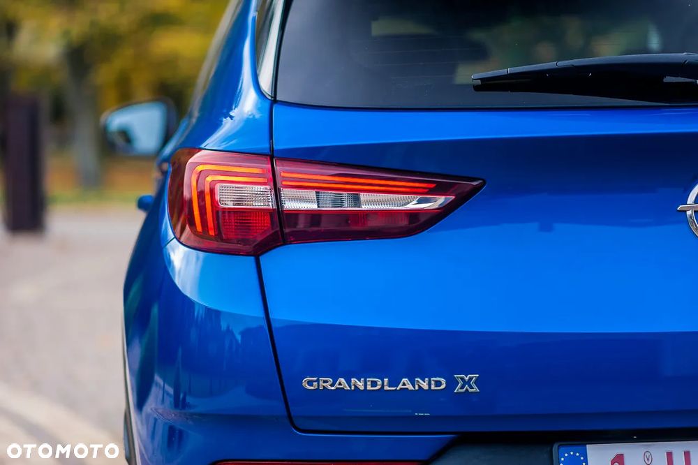 Opel Grandland X 1.2 Start/Stop Business Elegance - 9
