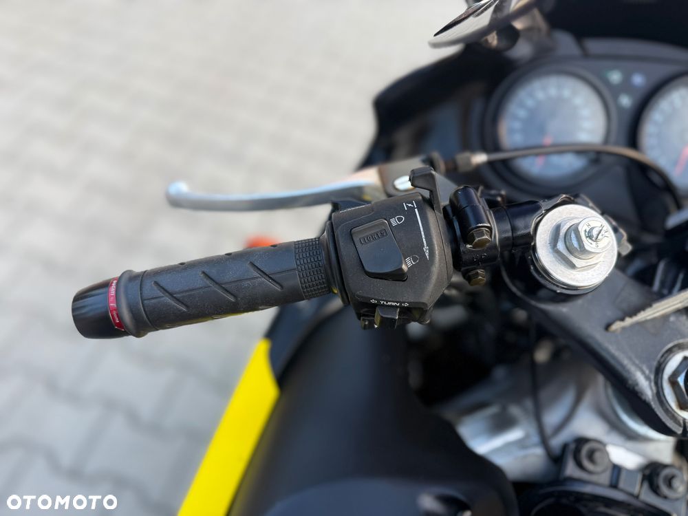 Honda CBR - 26