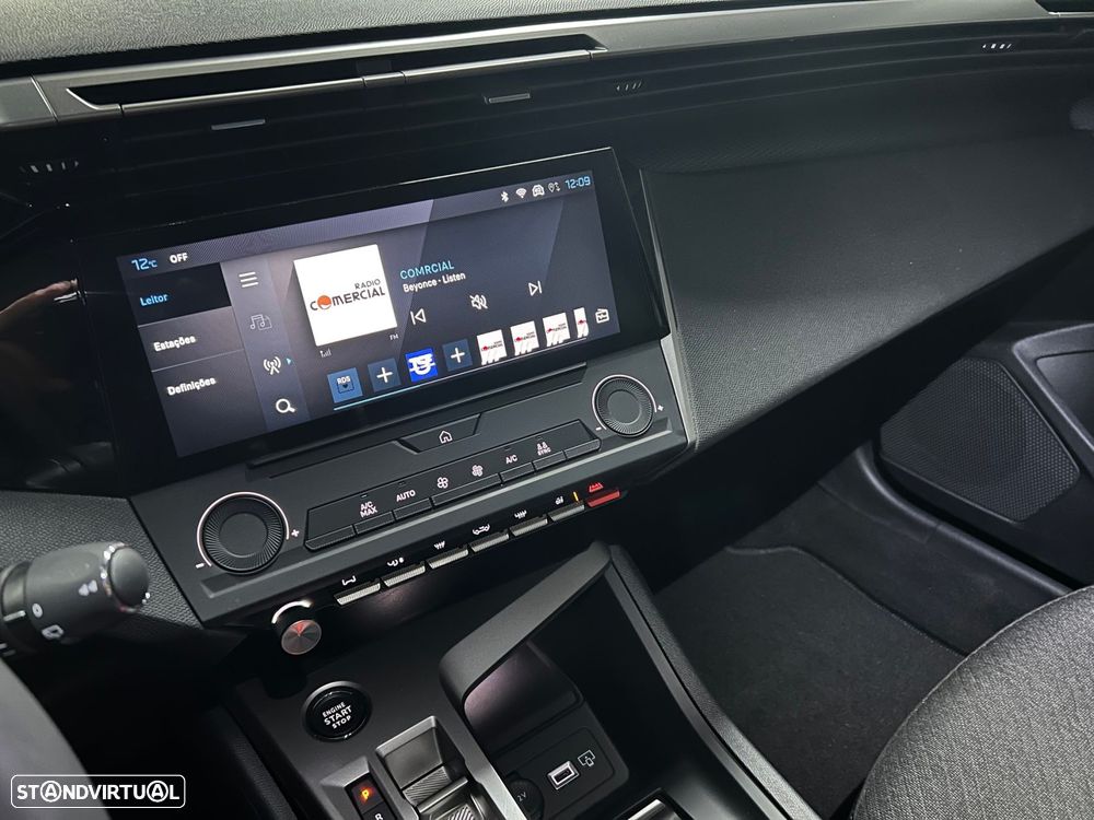 Peugeot 308 1.2 Hybrid Style e-DCS6 - 21