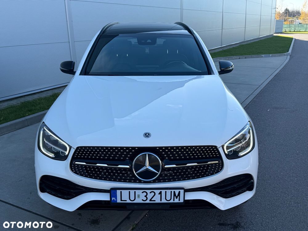 Mercedes-Benz GLC 300 4Matic 9G-TRONIC AMG Line - 30