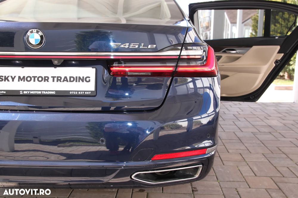 BMW Seria 7 745Le xDrive AT PHEV - 32