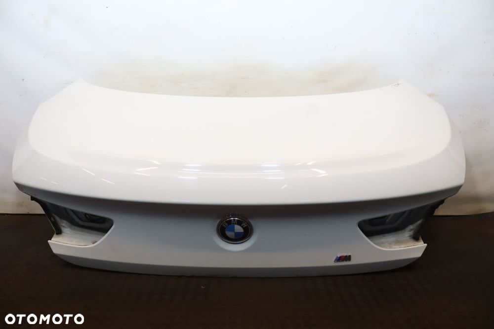 KLAPA TYLNA 6 640D F06 3.0D GRAN COUPE SEDAN A300 - 1