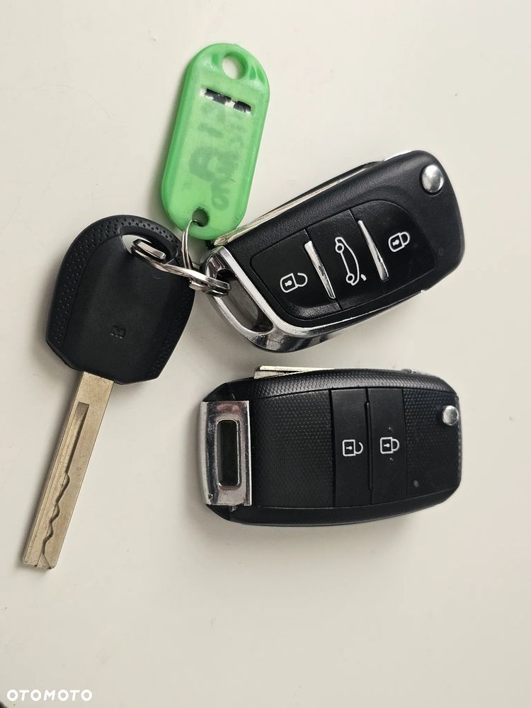 Kia Picanto 1.0 Business Line Plus - 27