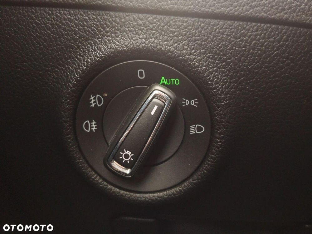 Skoda Superb 2.0 TDI SCR 4x4 Style DSG - 32