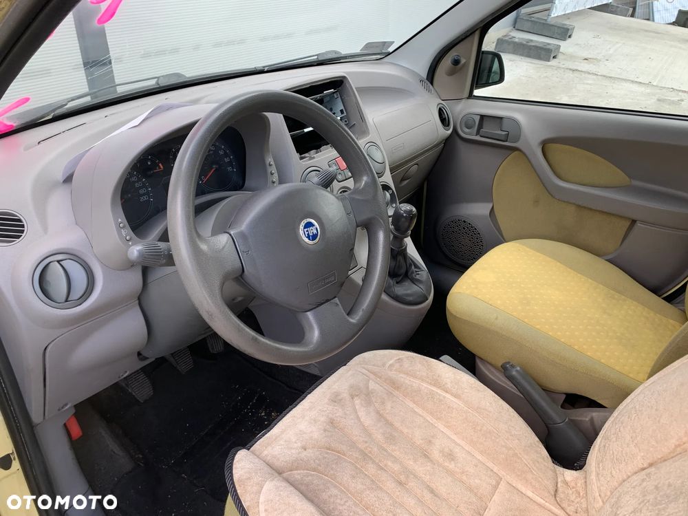 FIAT PANDA 2004 *SAMOCHÓD NA CZĘŚCI* 1690 MASKA, LAMPA, DRZWI, LUSTERKO, ZDERZAK, GRILL, BŁOTNIK, KLAPA, BELKA, DESKA, FOTELE, KANAPA, ĆWIARTKA KIEROWNICA, TARCZE, ZACISKI, ZAWIESZENIE, KOMPLETNY PRZÓD, KOMPLETNY TYŁ, LICZNIK, ZEGARY, PRAWE LEWE PRZÓD TYŁ - 5