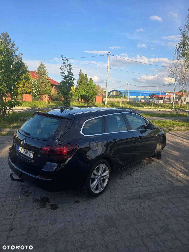 Opel Astra 1.7 CDTI Cosmo - 3