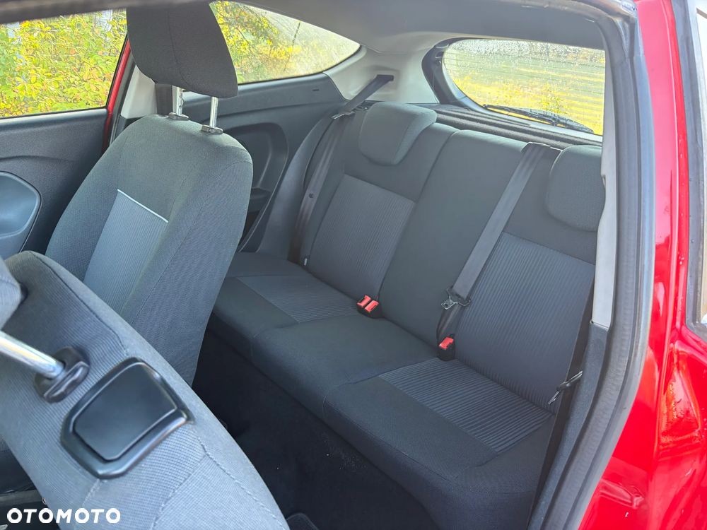 Ford Fiesta 1.25 Ambiente EU5 - 11