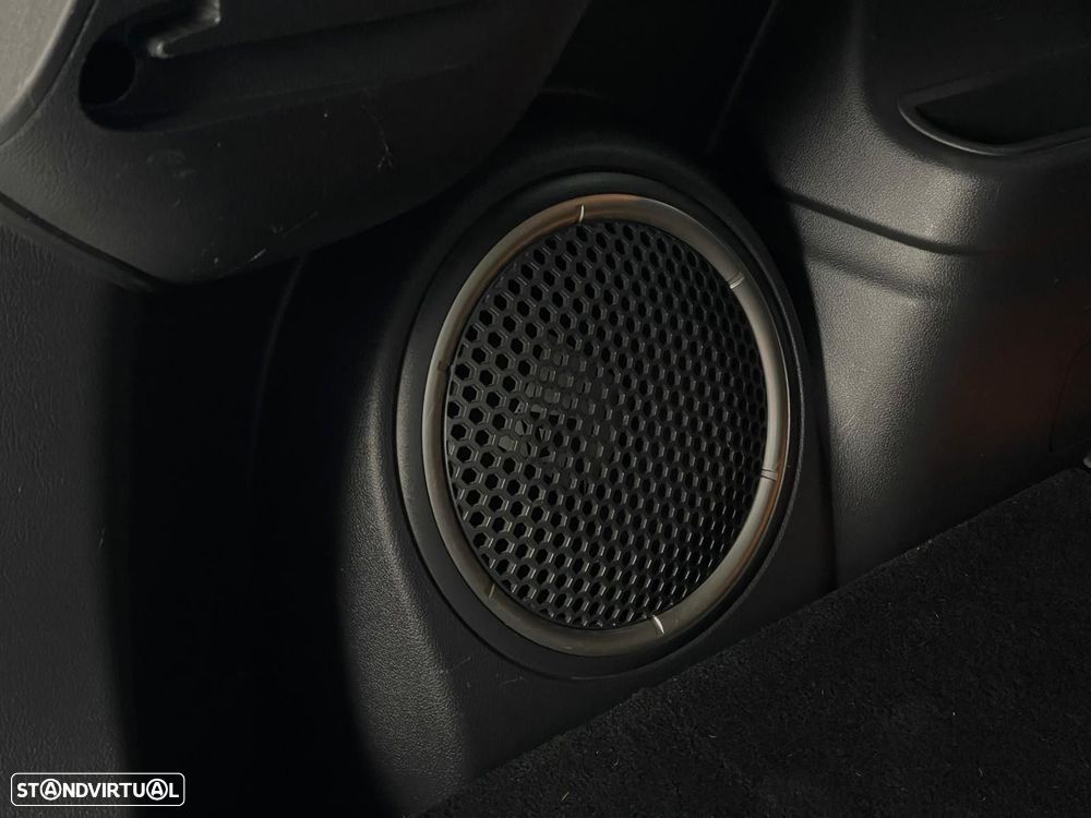 Mitsubishi Outlander 2.0 Intense Navi - 34