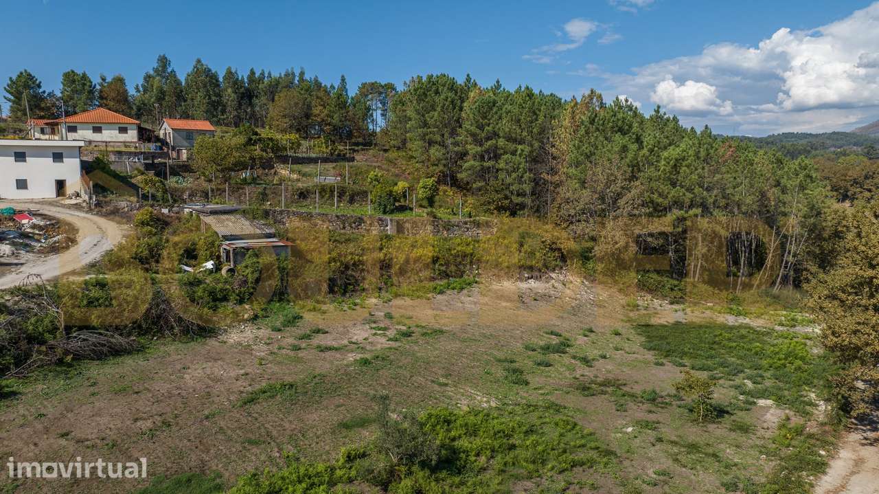 Terreno em Calvos, Póvoa de Lanhoso - Grande imagem: 3/16