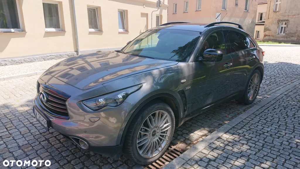 Infiniti QX70 3.0d AWD S Premium - 2