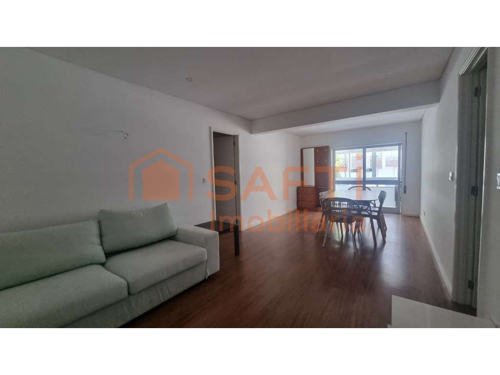 T2+1 Renovado | Candal / Coimbrões | Vila Nova de Gaia - Grande imagem: 2/30