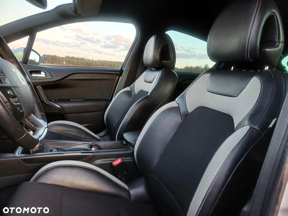 Citroën DS4 VTi 120 SoChic - 20